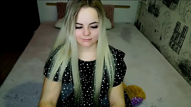 lovely-eyes online show from 05.02.26
