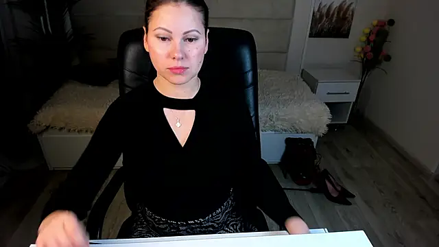 Dana  dom online show from 02.18.25