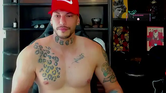 Snapshot of RickG_Oficial chatting on 02.24.26 RickG Oficial online show from 02.24.26