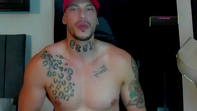 Snapshot of RickG_Oficial chatting on 03.26.26 RickG Oficial online show from 03.26.26