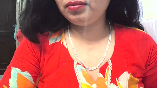 Snapshot of Gulaboo_bhabi chatting on 11.18.25 Gulaboo bhabi online show from 11.18.25
