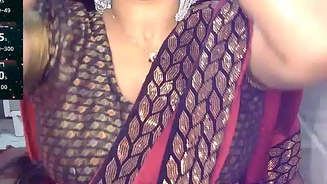 Snapshot of Gulaboo_bhabi chatting on 11.26.25 Gulaboo bhabi online show from 11.26.25