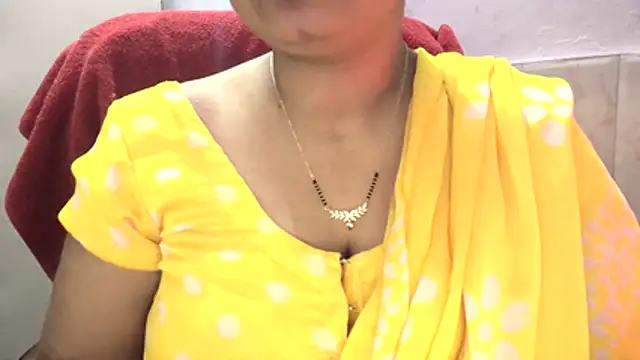 Snapshot of Gulaboo_bhabi chatting on 01.16.26 Gulaboo bhabi online show from 01.16.26