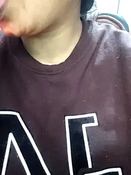 Snapshot of Gulaboo_bhabi chatting on 01.17.26 Gulaboo bhabi online show from 01.17.26