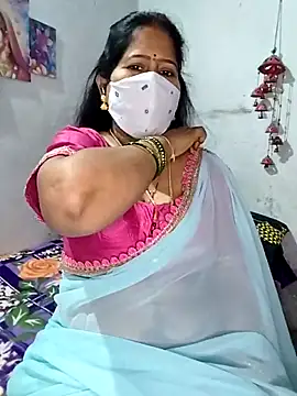 Snapshot of Rani_Darling_99 chatting on 10.24.25 Rani Darling 99 online show from 10.24.25