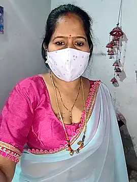 Snapshot of Rani_Darling_99 chatting on 11.19.25 Rani Darling 99 online show from 11.19.25