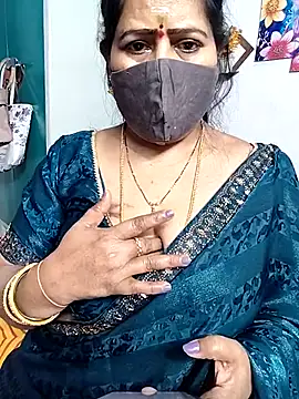 Snapshot of Rani_Darling_99 chatting on 02.07.26 Rani Darling 99 online show from 02.07.26