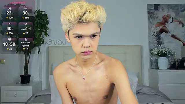 Felix Rey online show from 03.07.25