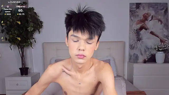 Felix Rey online show from 03.04.26