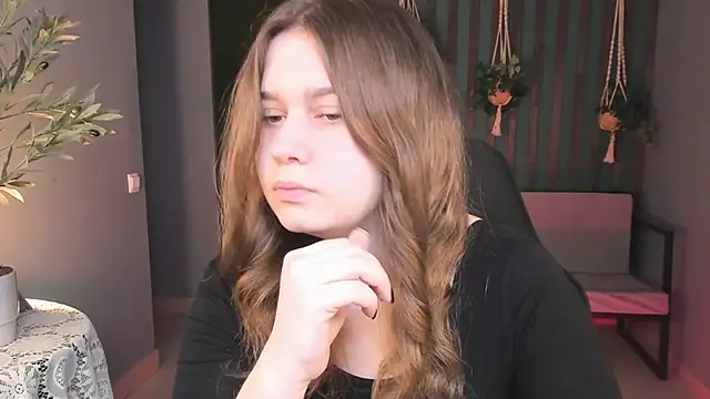 FioraMarmoris online show from 11.10.25