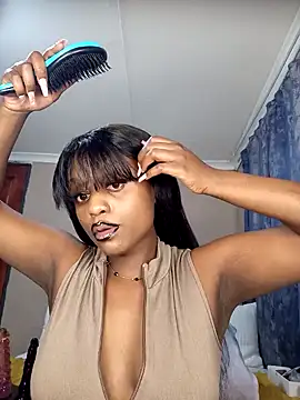 Queen-Chocolate online show from 01.12.25