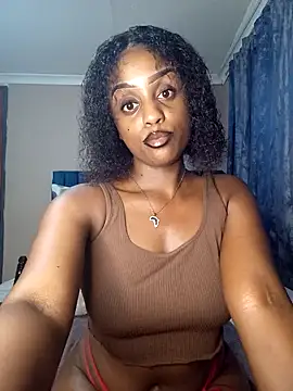 Queen-Chocolate online show from 01.30.25