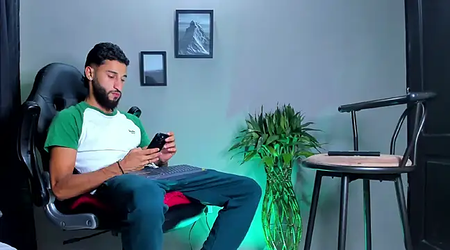 Damian 022 online show from 01.08.25