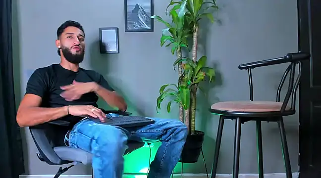 Damian 022 online show from 01.15.25