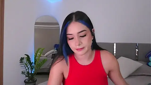 Snapshot of AnnyHizzle chatting on 09.29.25 AnnyHizzle online show from 09.29.25