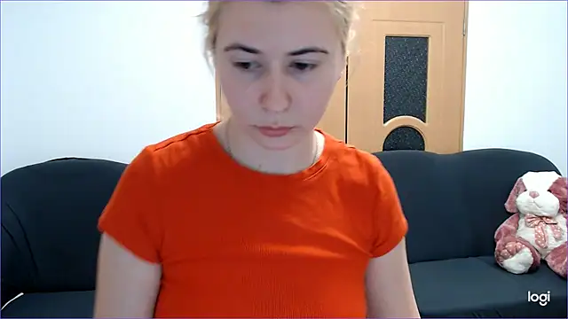 Snapshot of VioletaFlower7 chatting on 02.16.25 VioletaFlower7 online show from 02.16.25