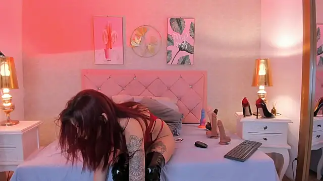 Snapshot of Ginger_Violetta_ chatting on 03.02.25 Ginger Violetta online show from 03.02.25