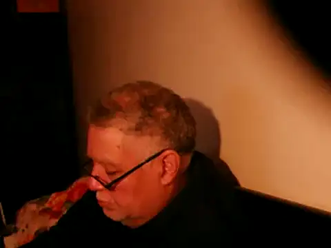 100Tauros online show from 03.10.25