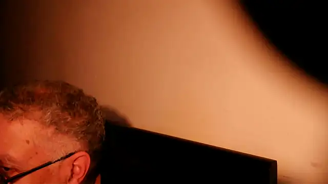 100Tauros online show from 03.15.25