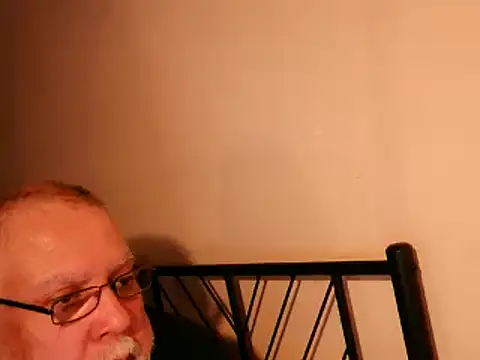 100Tauros online show from 09.10.25