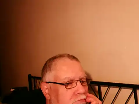 100Tauros online show from 10.04.25