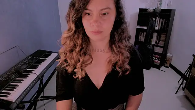 gigi stephans online show from 07.25.26