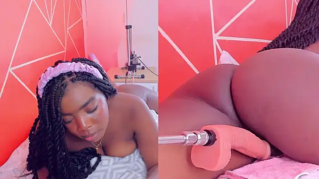 Snapshot of zoeethompson_cm chatting on 02.14.25 zoeethompson cm online show from 02.14.25