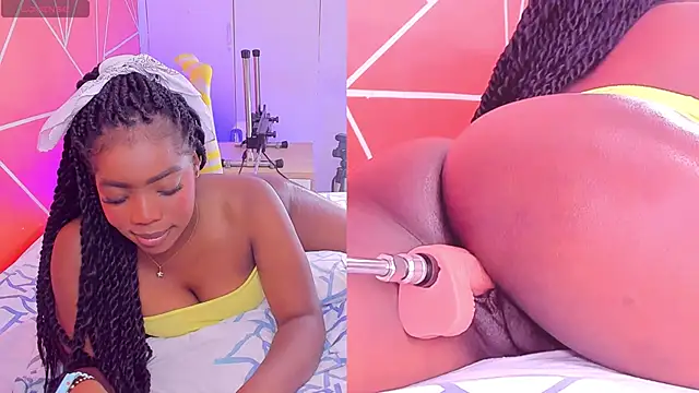 Snapshot of zoeethompson_cm chatting on 03.22.25 zoeethompson cm online show from 03.22.25