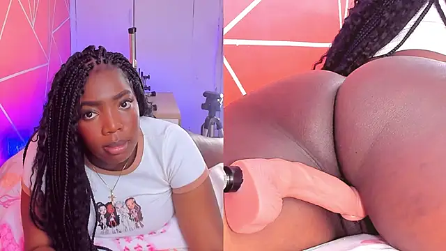 Snapshot of zoeethompson_cm chatting on 11.04.25 zoeethompson cm online show from 11.04.25