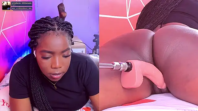 Snapshot of zoeethompson_cm chatting on 11.14.25 zoeethompson cm online show from 11.14.25