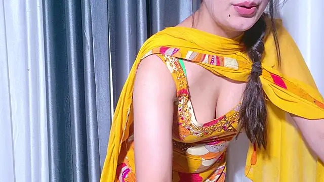 Aashika-Kaur online show from 04.27.26
