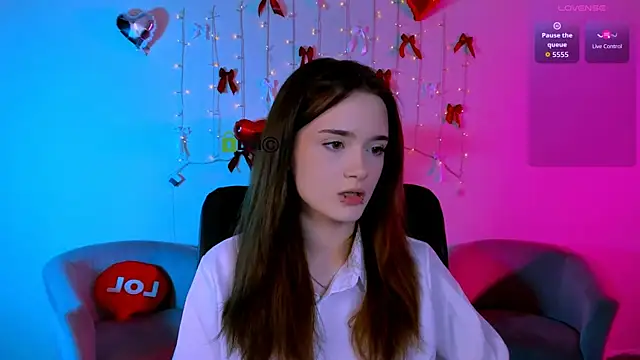 liana kisses online show from 06.02.26