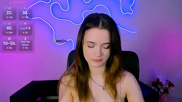 liana kisses online show from 06.14.26