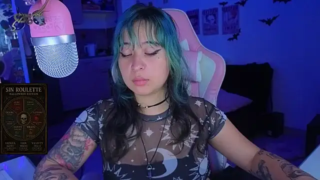 Snapshot of FernandaOrtegaaa chatting on 10.24.25 FernandaOrtegaaa online show from 10.24.25