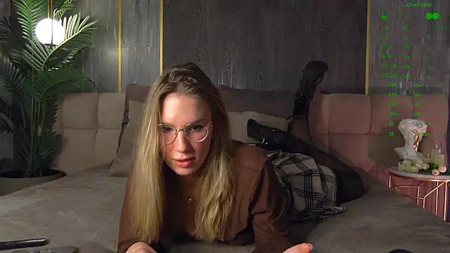 LeslieMines online show from 06.22.26