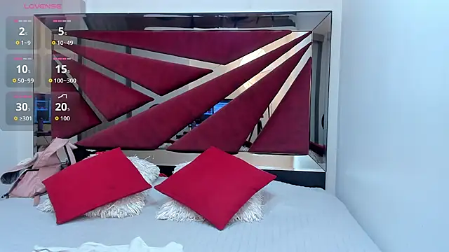 BarbaraKnox  online show from 07.23.26