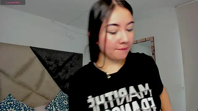 BarbaraKnox  online show from 08.04.26