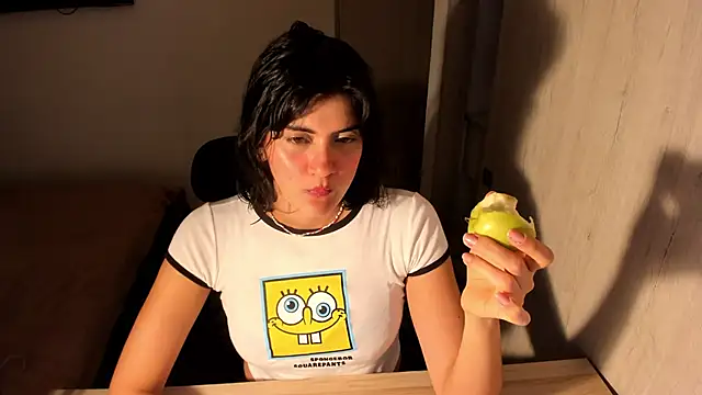 Snapshot of misstoya chatting on 05.11.26 misstoya online show from 05.11.26