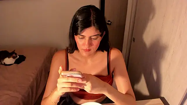 Snapshot of misstoya chatting on 07.05.26 misstoya online show from 07.05.26