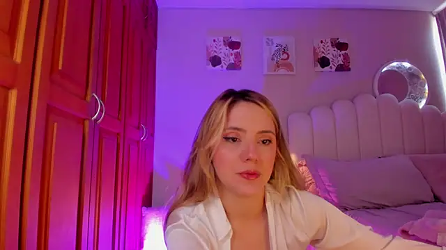 martinaaricci online show from 02.24.26