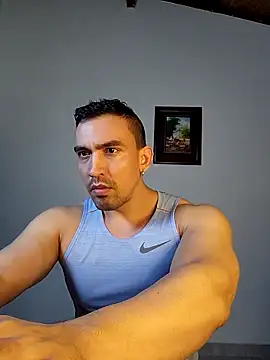 Snapshot of jhay-crux chatting on 12.27.24 jhay-crux online show from 12.27.24