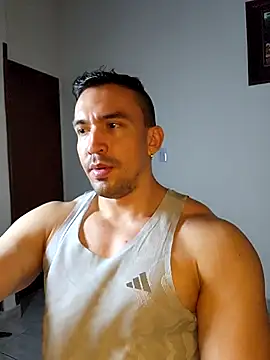 Snapshot of jhay-crux chatting on 09.24.25 jhay-crux online show from 09.24.25