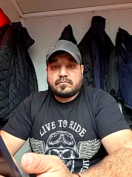 Snapshot of Futacisu chatting on 11.09.25 Futacisu online show from 11.09.25