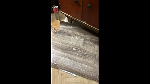 Snapshot of Ariel_Ari chatting on 10.20.25 Ariel Ari online show from 10.20.25