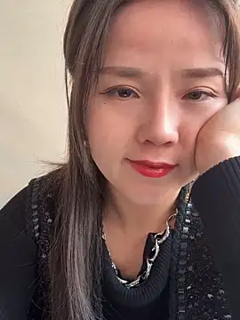 Efangfang online show from 12.29.24