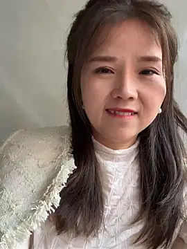 Efangfang online show from 01.02.25