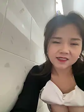 Efangfang online show from 01.09.25