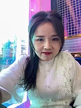 Efangfang online show from 01.12.25