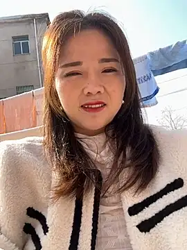 Efangfang online show from 01.23.25