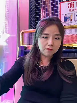 Efangfang online show from 02.18.25